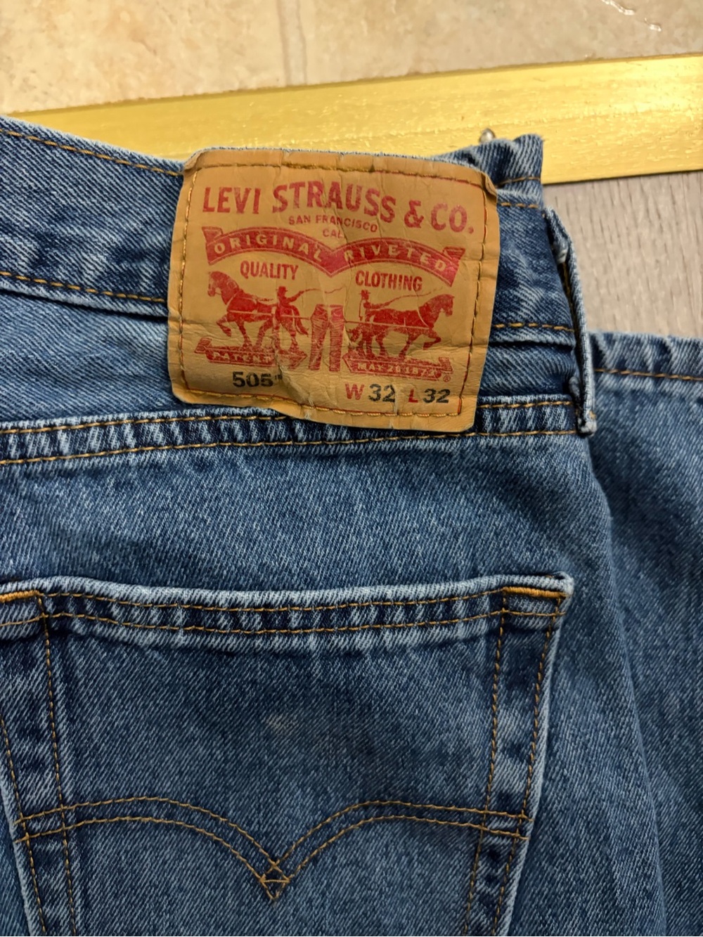 Levi's Men's Dark Blue Straight-Leg Denim Jeans - Picture 2 of 2